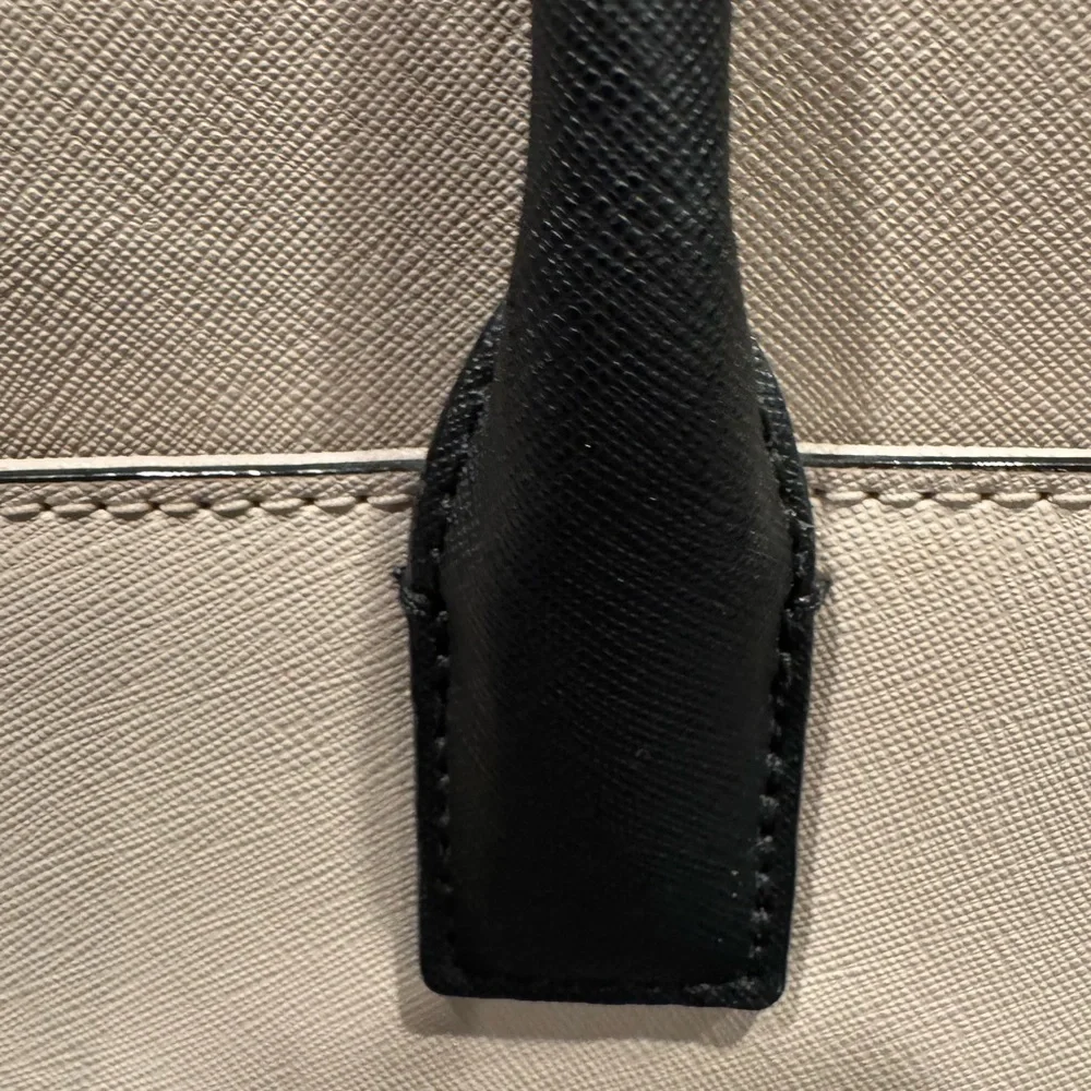 Kate Spade Leather Bag Pale Pink Trimmed Black Satchel strap info in description